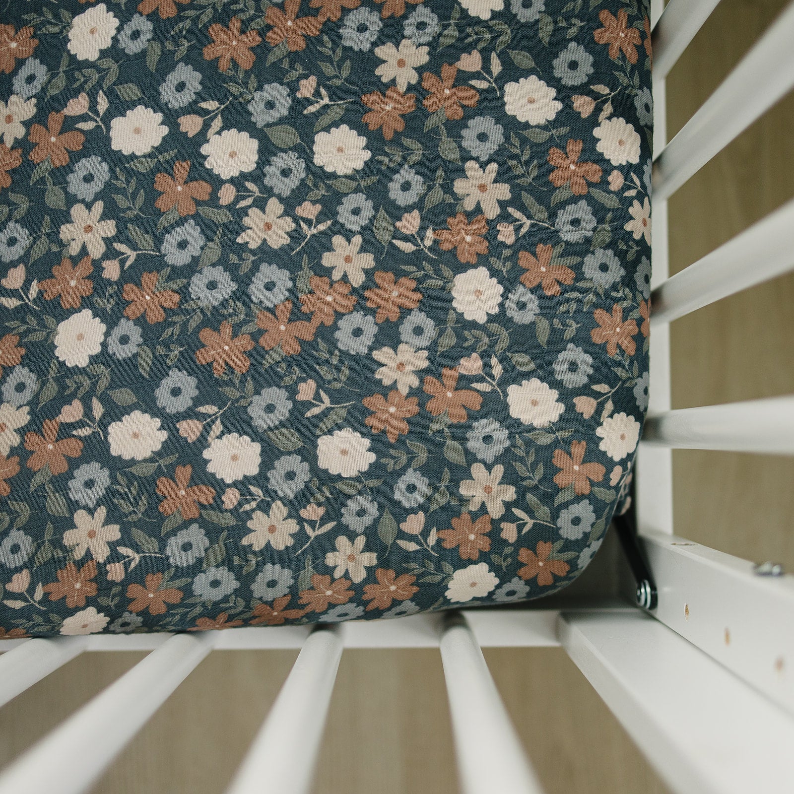 Muslin Crib Sheet - Midnight Floral