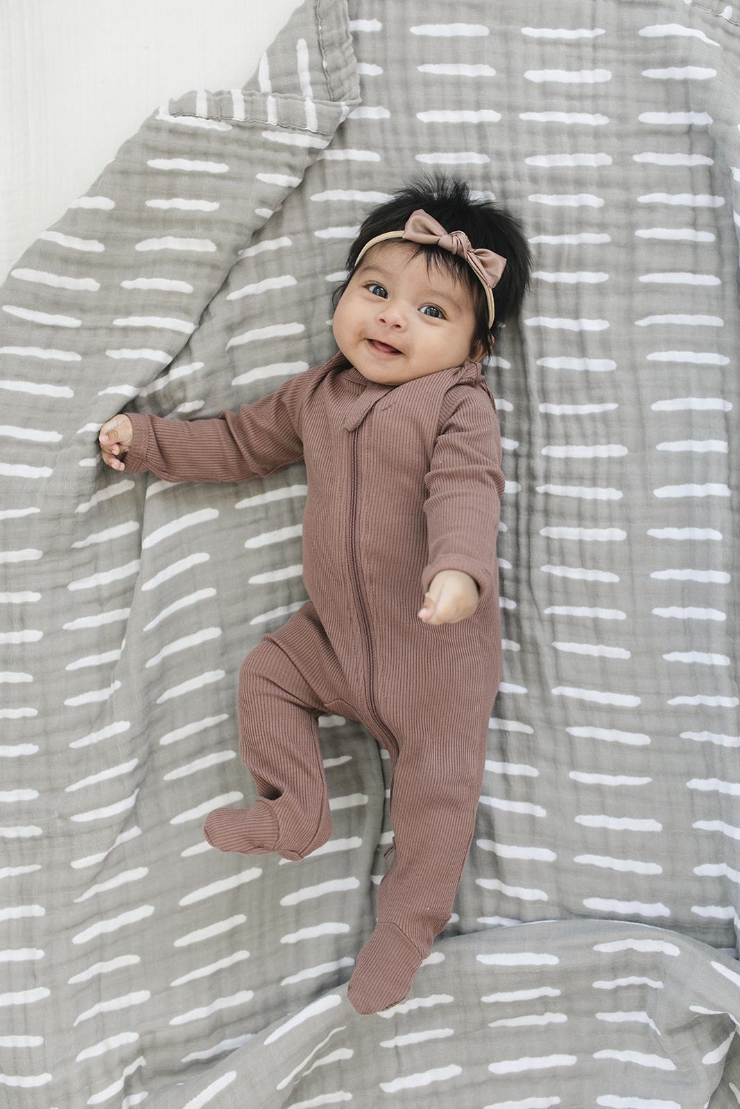 Organic Cotton Ribbed Footed Zipper One-piece -Plum