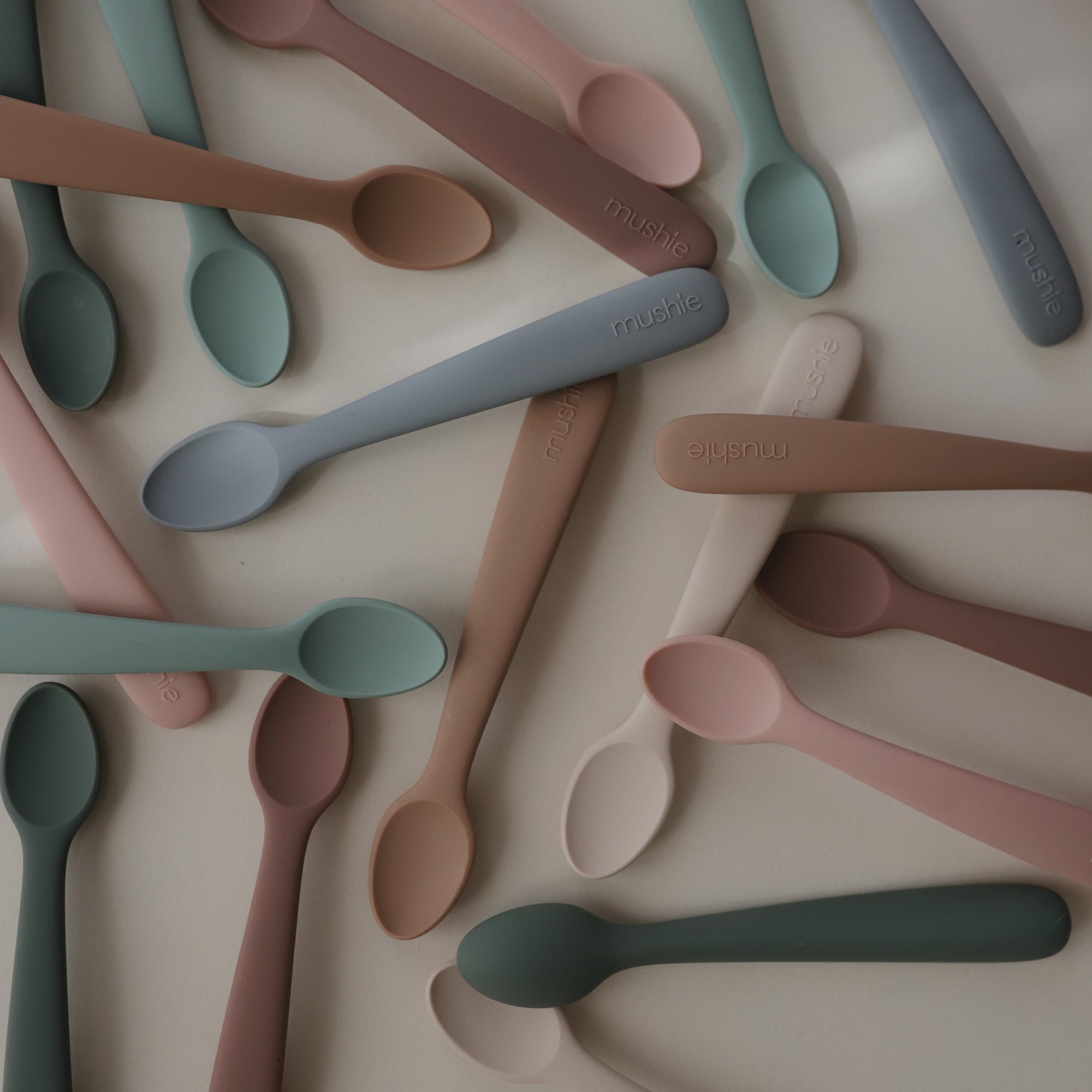 SILICONE FEEDING SPOONS DRIED THYME/NATURAL 2-PACK
