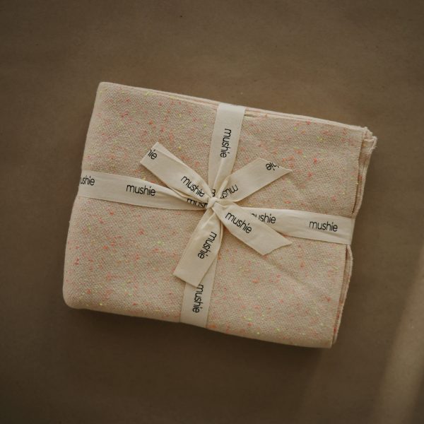 KNITTED CONFETTI BABY BLANKET - PEACH