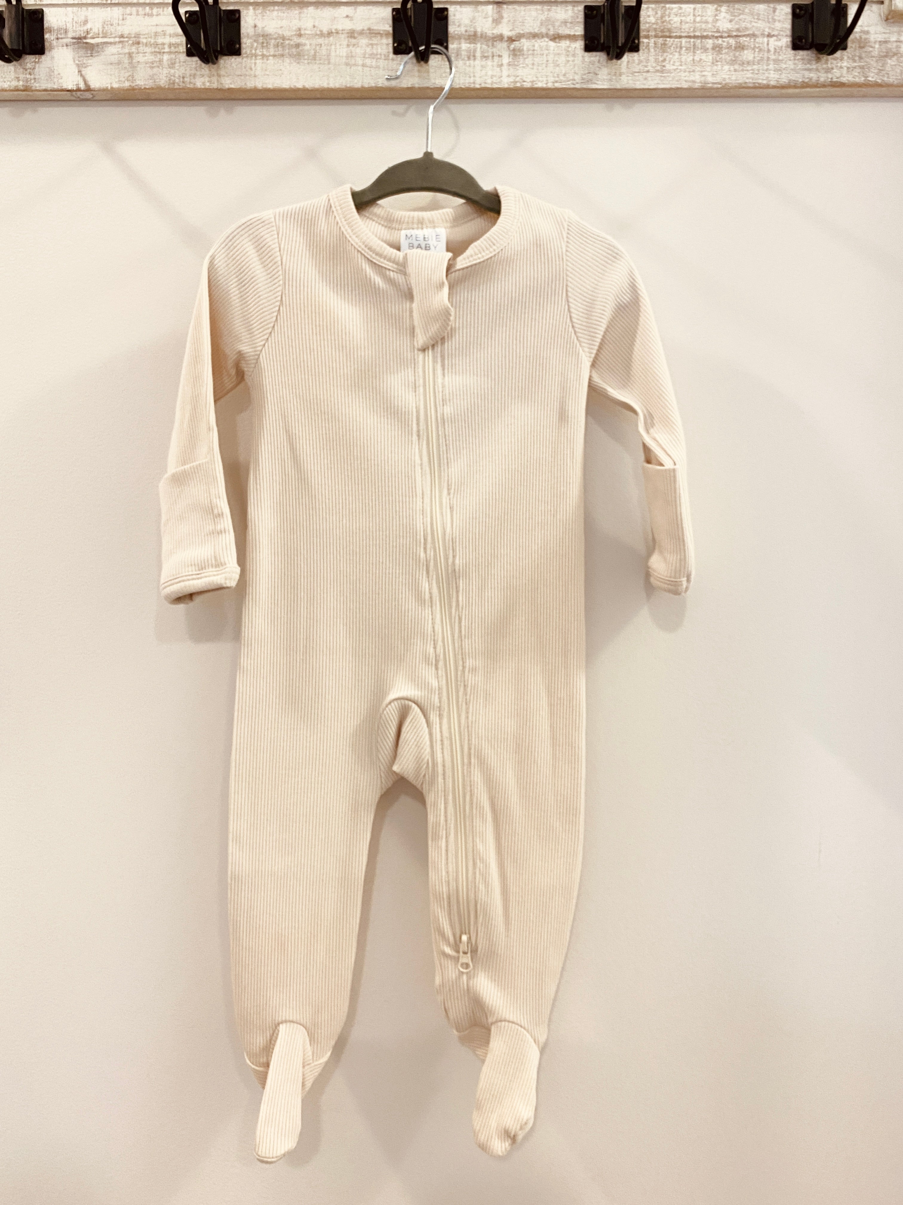 Organic Cotton Ribbed Footed Zipper One-Piece -Vanilla