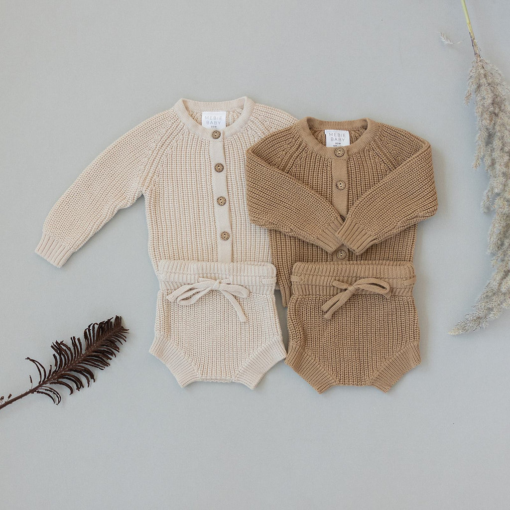 Chunky Knit Sweater - Almond – Willow+Hudson