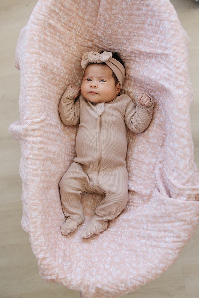 Organic Cotton Ribbed Footed Zipper One-piece -Pale Pink