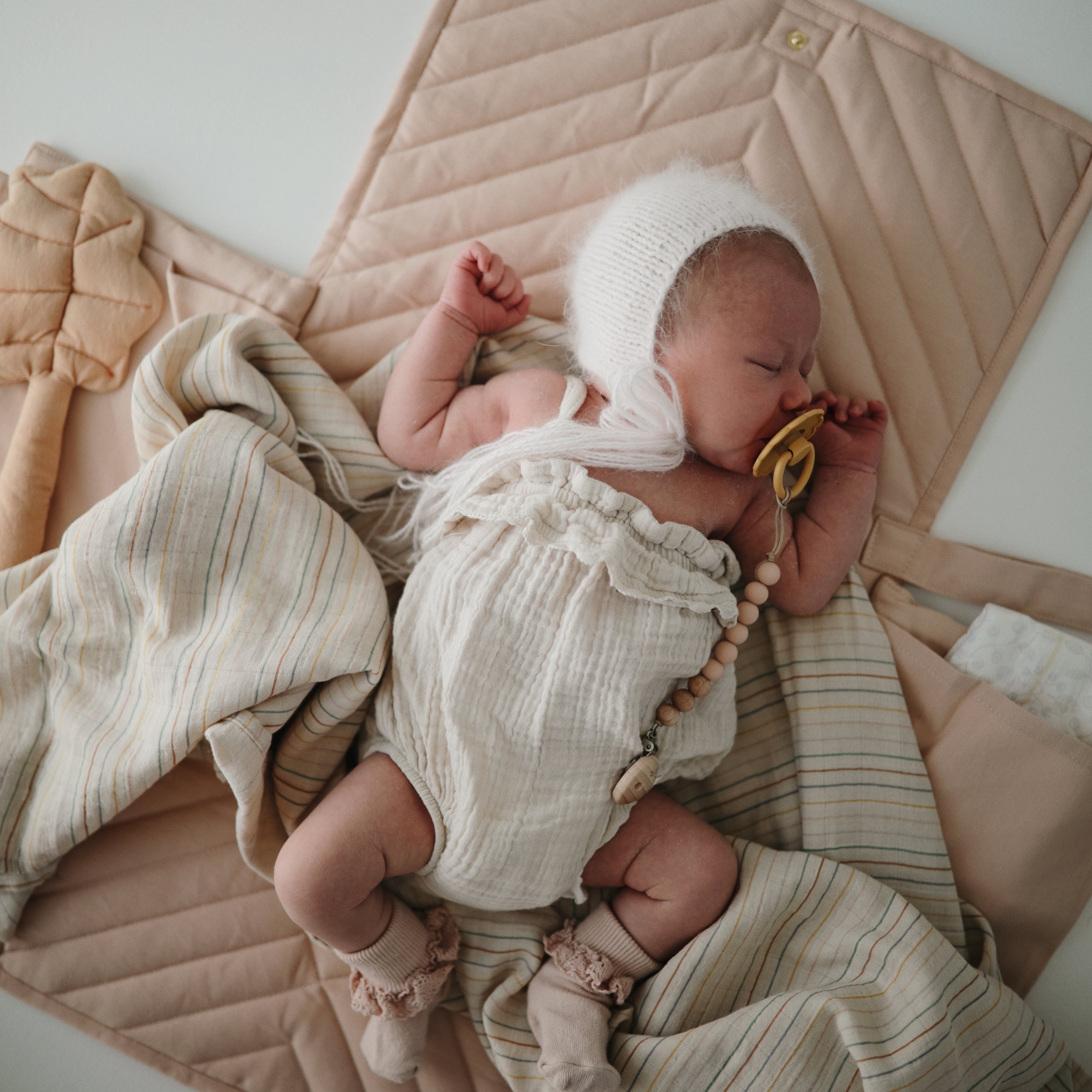 Portable Changing Pad - Natural