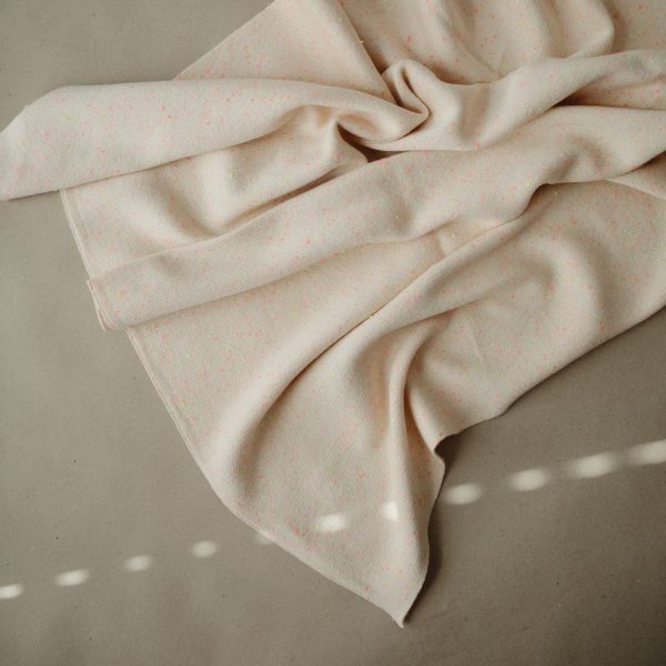 KNITTED CONFETTI BABY BLANKET - PEACH