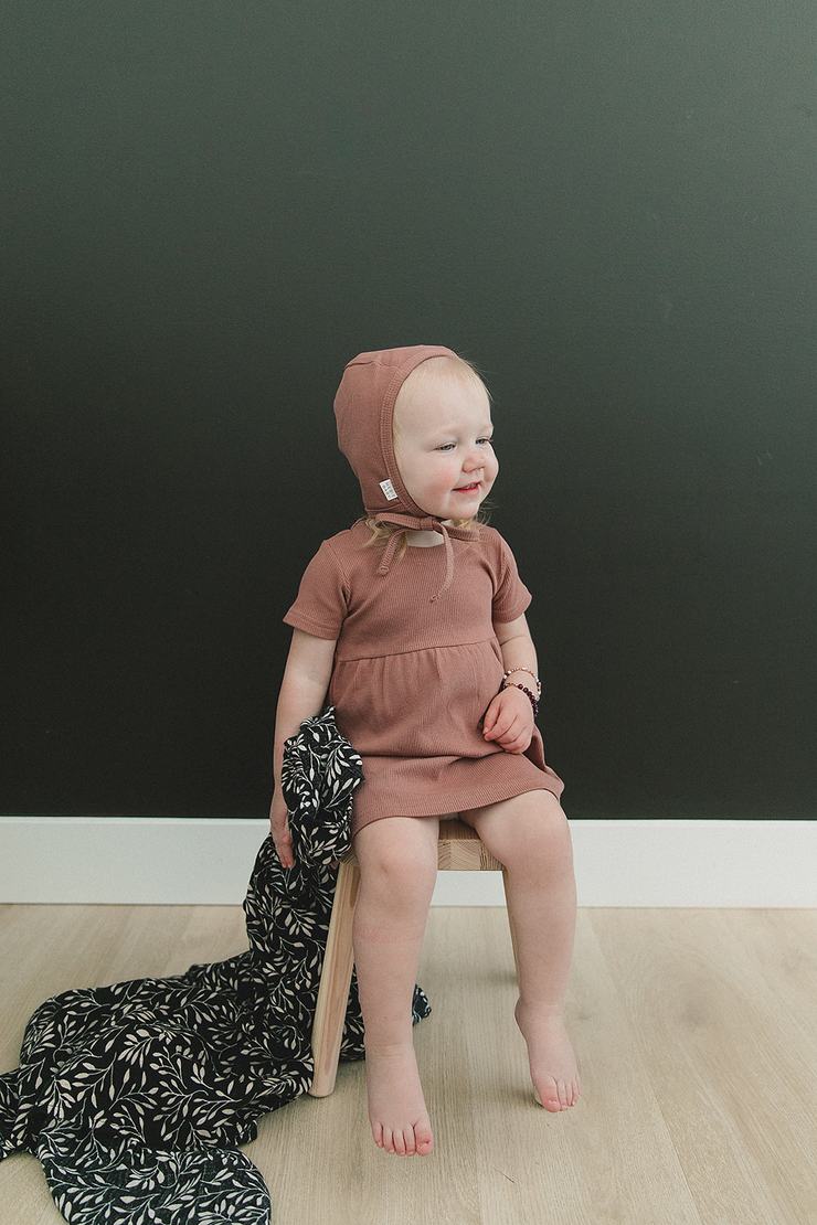 Organic Cotton Ribbed Bonnet -Dusty Rose